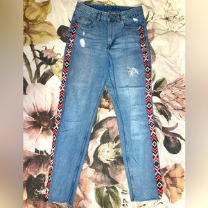 H&M Jeans with embroidery down the sides. Size 6